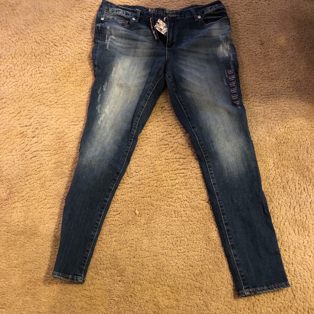 RYTHYM & BLUES LADIES JEANS SZ 14- NEW WITH TAGS